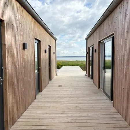 Strandly